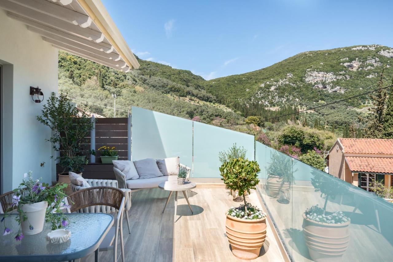 Amelia & Nicholas Stone Houses Doukades Exterior photo