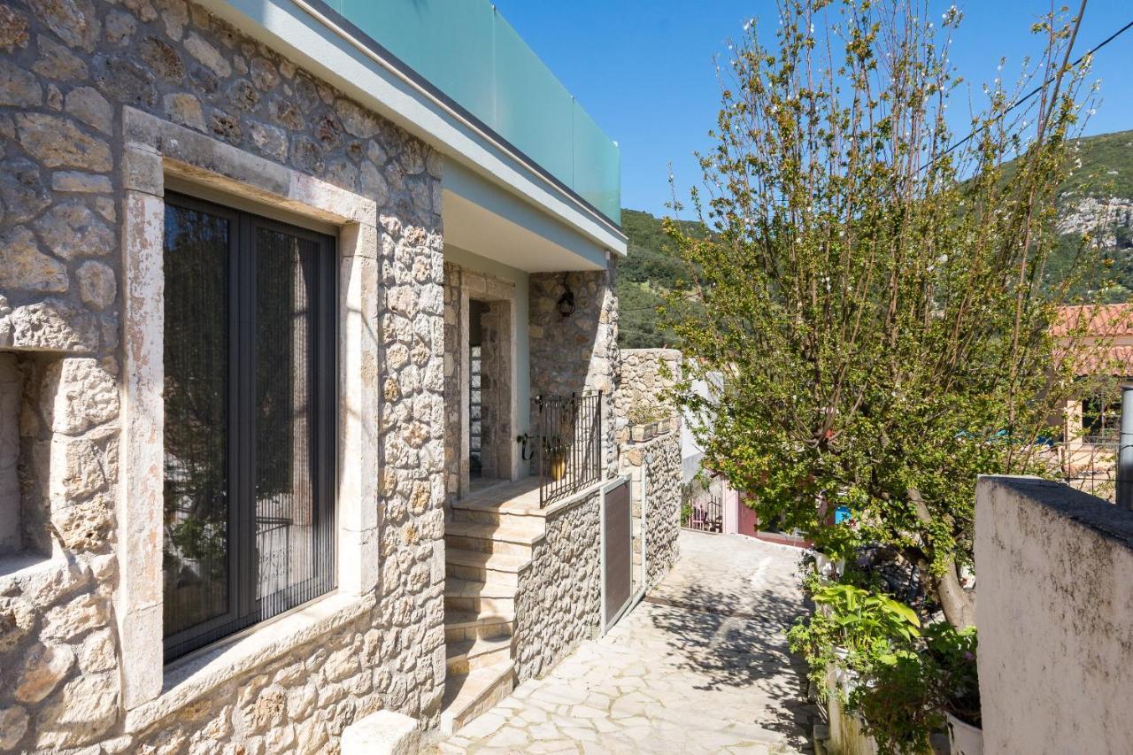 Amelia & Nicholas Stone Houses Doukades Exterior photo