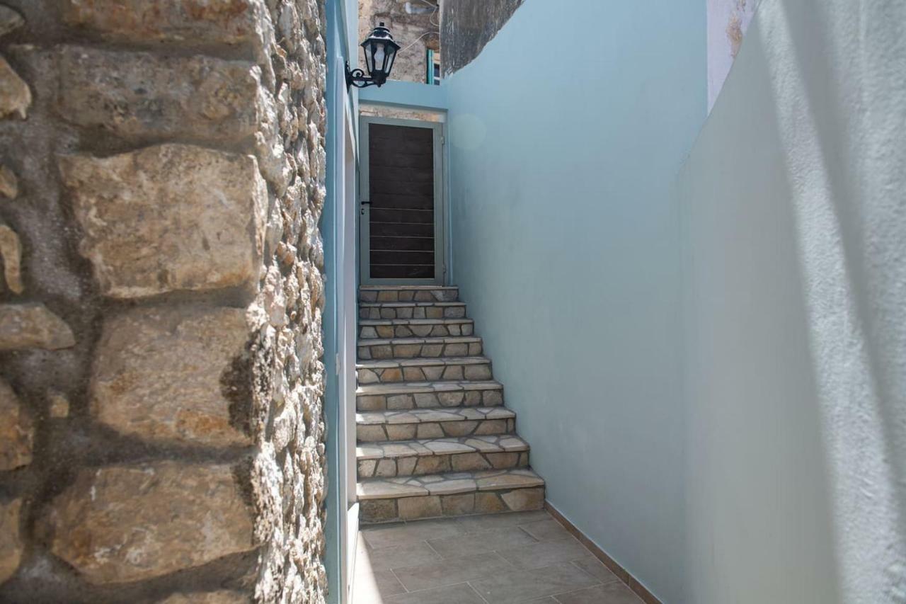 Amelia & Nicholas Stone Houses Doukades Exterior photo